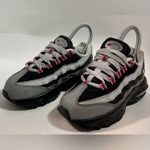 Nike Air Max 95” Toddler Particle Grey Red” Sneaker